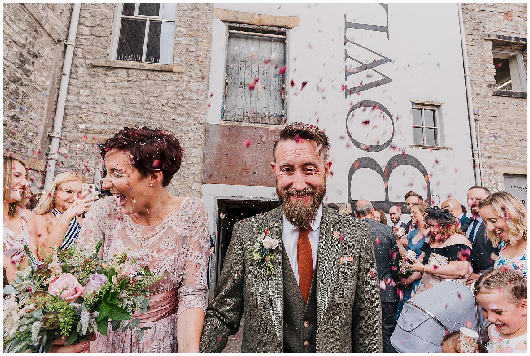 Holmes Mill – An Ultra Cool Vintage Wedding