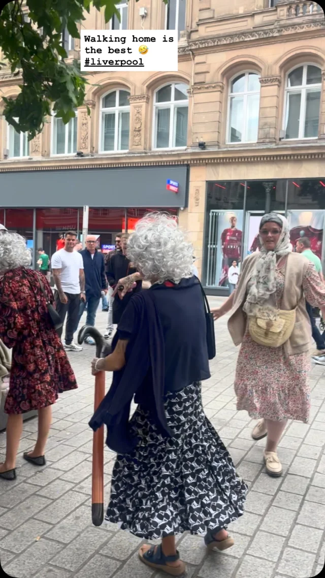 These are so my kind of people ha ha
Walking back home and spotted these absolute legends

#liverpool #fun #citylife #free