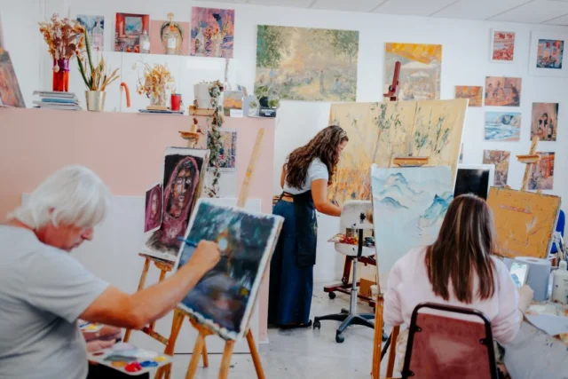 Creating. 🎨☀️

I’ve started making a little promise to myself.
Whenever I can, I go to painting class…

Not because I want to become the world’s greatest painter... but because of how it makes me feel.

It’s one of the warmest, kindest communities I’ve found. Charmaine has created something really special, and every time I’m surrounded by people who encourage each other to keep creating, keep learning and just enjoy the process.

Yesterday was absolutely roasting. 🥵

I wandered through Liverpool with my camera, spent the morning painting, then met my mum afterwards for some pub grub... mainly because we needed somewhere with air conditioning! 😂

Then later I met my best girly and we sat on the roof terrace watching the world go by.

Simple days like this are becoming some of my favourites.

A few months from now, when it’s freezing outside, I’ll look back at these photos and remember exactly how this day felt. The heat, the conversations, the paint-covered hands, people sitting outside, the city full of life.

I was especially proud of the portrait I painted.
Without really meaning to, I think it became about strength.
About finding your own voice.
About taking up space without apologising for it.

The older I get, the more I realise that creativity isn’t just about making things.
It’s about becoming more yourself.
And I think that’s a pretty wonderful thing to spend time doing.
❤️
Xxxxx

#SarahGlynnPhotography #LiverpoolCreatives #CreativeLife #FindTheJoy