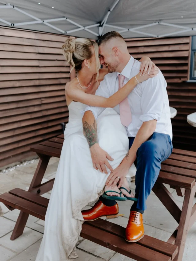 Gallery’s dropped. 🖤

Proof that wedding photos don’t have to be perfectly polished to be fucking cool.

Rebecca & Daniel, total vibe.

#SarahGlynnPhotography #WarrenFarm #RockAndRollWedding #EditorialWeddingPhotography